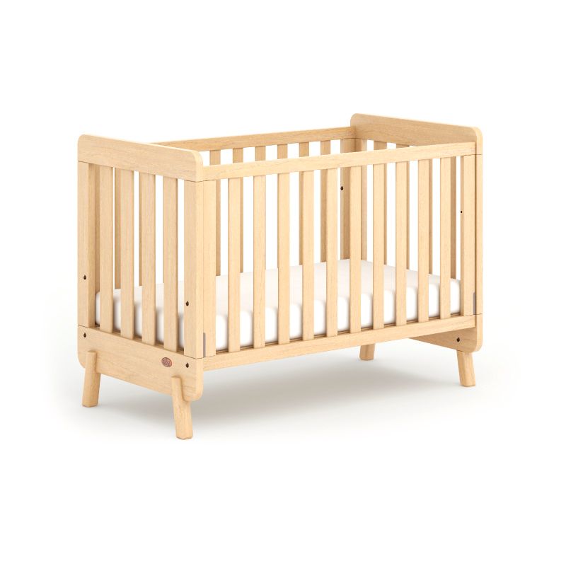 Nordic Style Bedroom Crib Solid Wood 3-In-1 Convertible Crib