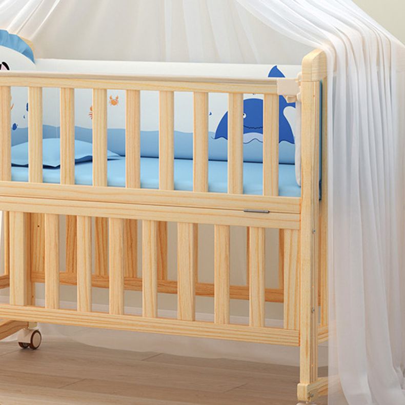 Pine Convertible Baby Crib Wood Nursery Crib with Guardrail and Wheels