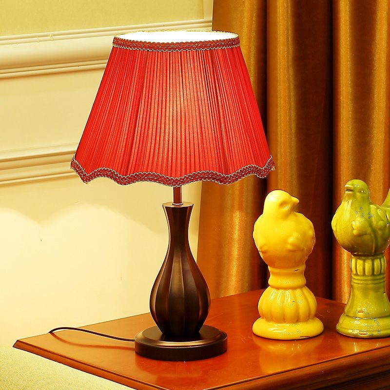 Red/White Conical Shade Desk Light Vintage Style Fabric 1 Light Guest Room Night Table Lamp