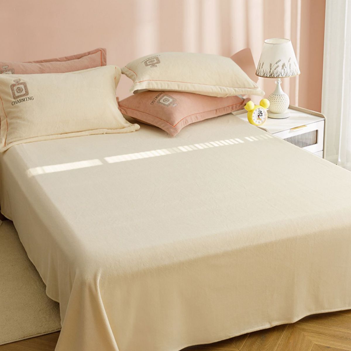 Fitted Sheet Polyester Solid Color Breathable Wrinkle Resistant Super Soft Bed Sheet Set