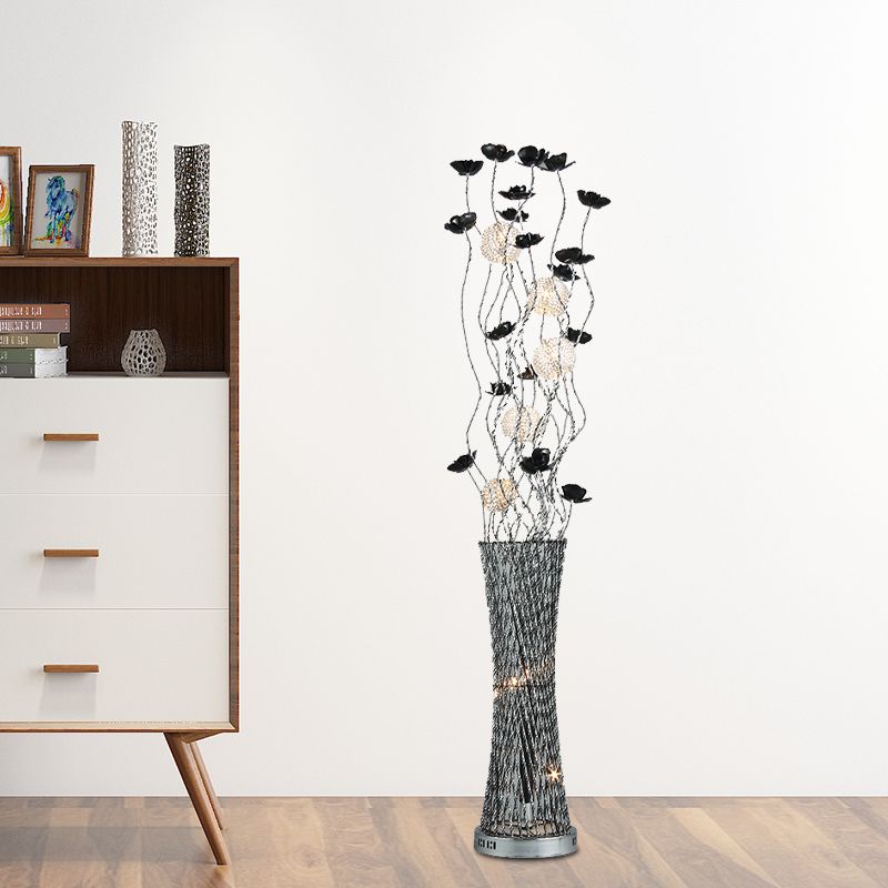 Decorative Hollowed Column Floor Light Metal LED Curved Stick Reading Floor Lamp with Rose Decor in Black and Silver