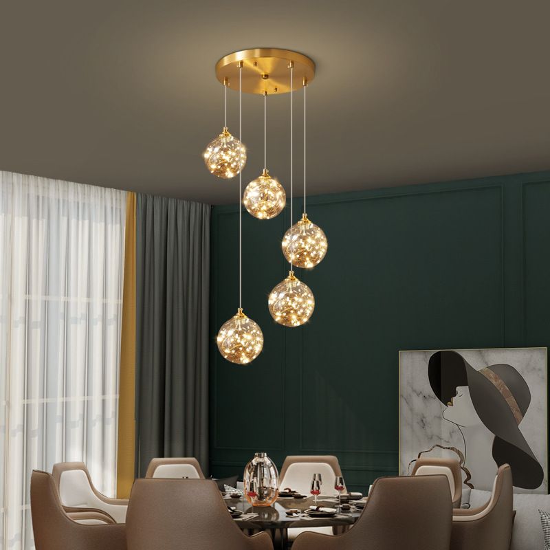 Finition en laiton globe suspension lampe nordique en verre ambre LED Éclairage pendentif étoilé pour la chambre