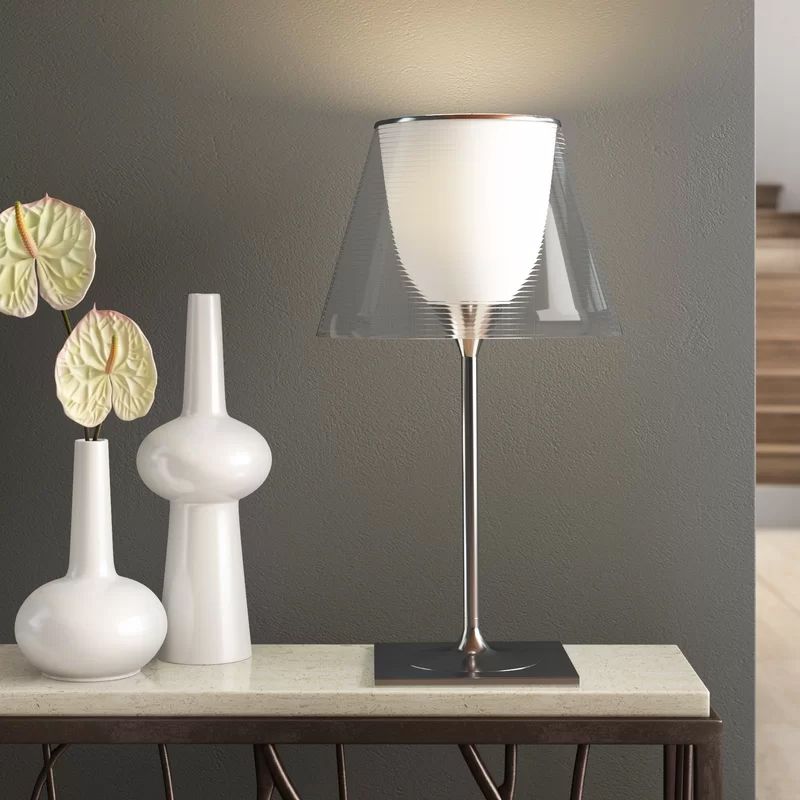 Nordische einfache Tischlampe moderne Glasschreibtischlampe für das Lernen Schlafzimmer