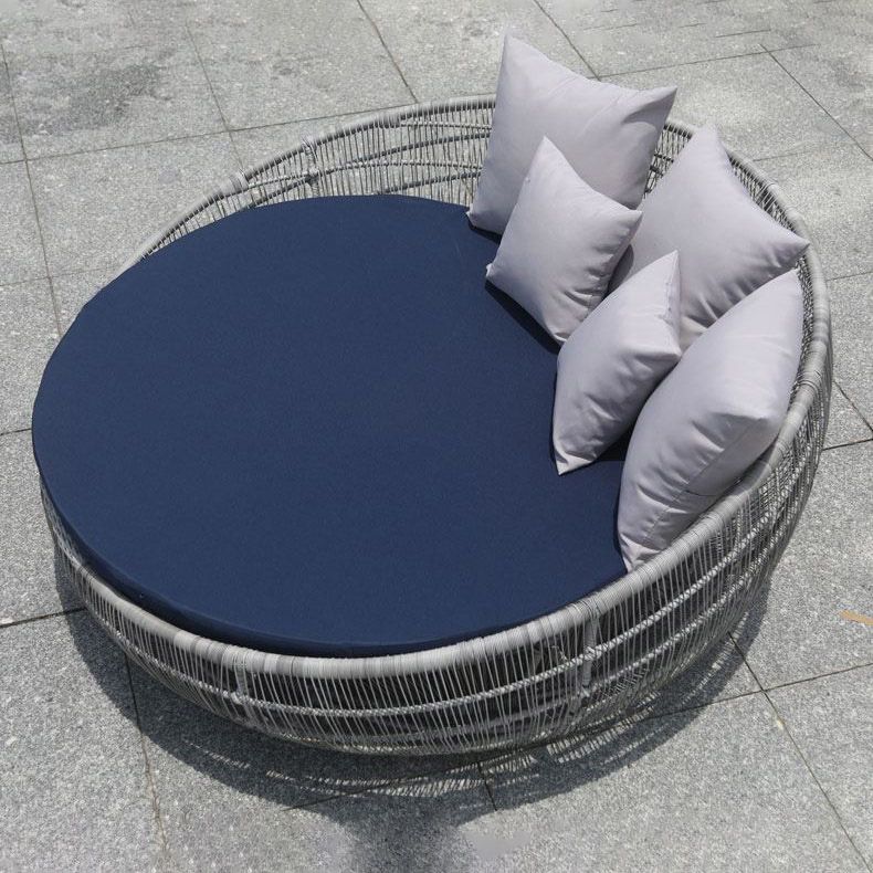 Round Metal Frame Patio Sofa Modern Outdoor Patio Sofa with Cushion