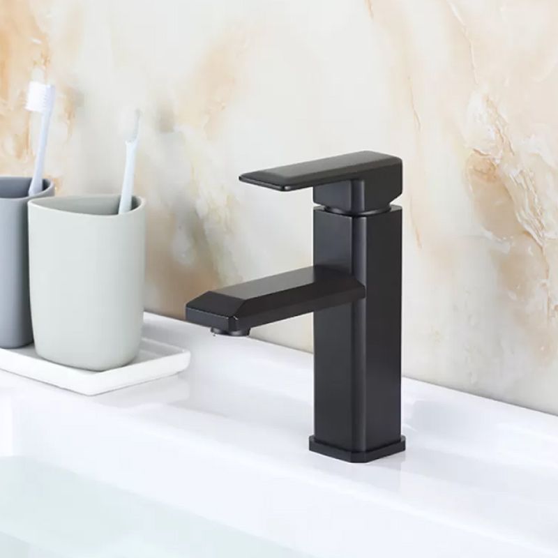 Single Hole Vanity Sink Faucet 6.69" H Modern Low-Arc Sink Bathroom Faucet