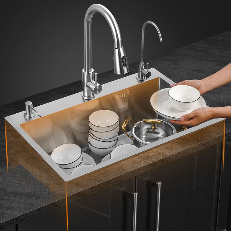 Classic Style Kitchen Sink Noise-cancelling Design Stainless Steel Kitchen Sink