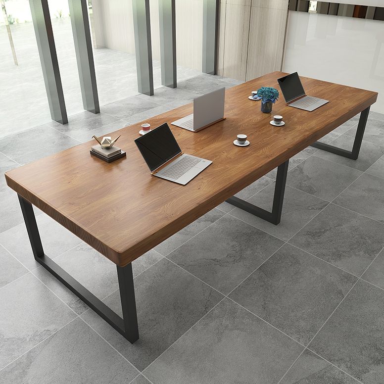 Contemporary Solid Wood Desk Rectangle Desk with Metal Base for Office