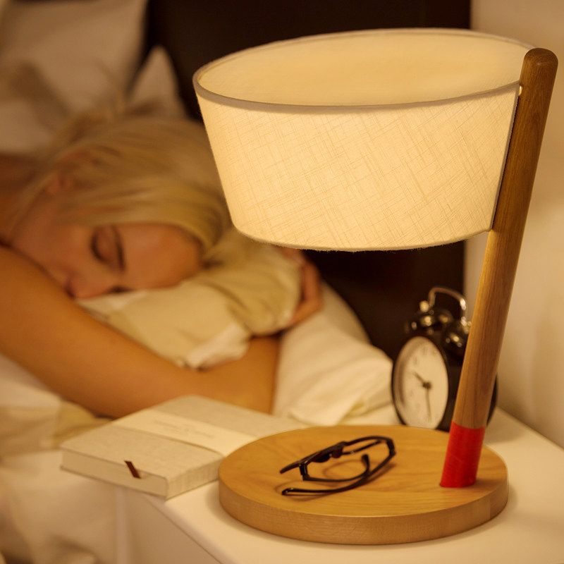 Blanc ombré clair Light Japonais 1 lampe de table en tissu de tête, cercle Base de bois beige