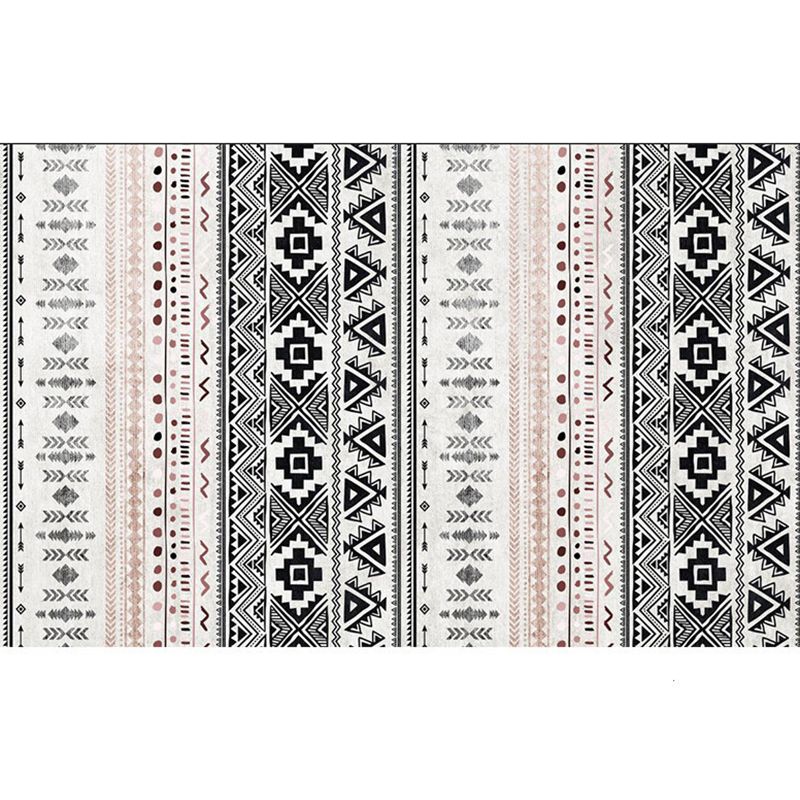 Boho Indoor Rug Antique Tribal Symbols Carpet Polyester Stain Resistant Rug for Home Decoration