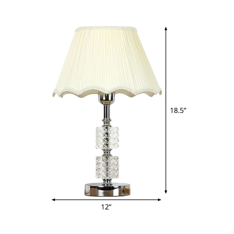 Lampe d'étude évasée blanche moderniste 1 Tableau de tête Lumière avec des détails en faux tresses