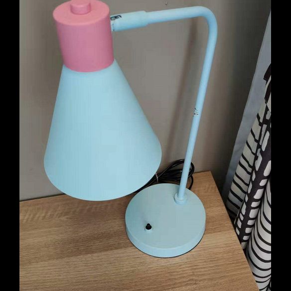 Metal Swivelable Cone Shade Table Light Macaron 1 Head Light Blue and Pink Study Light