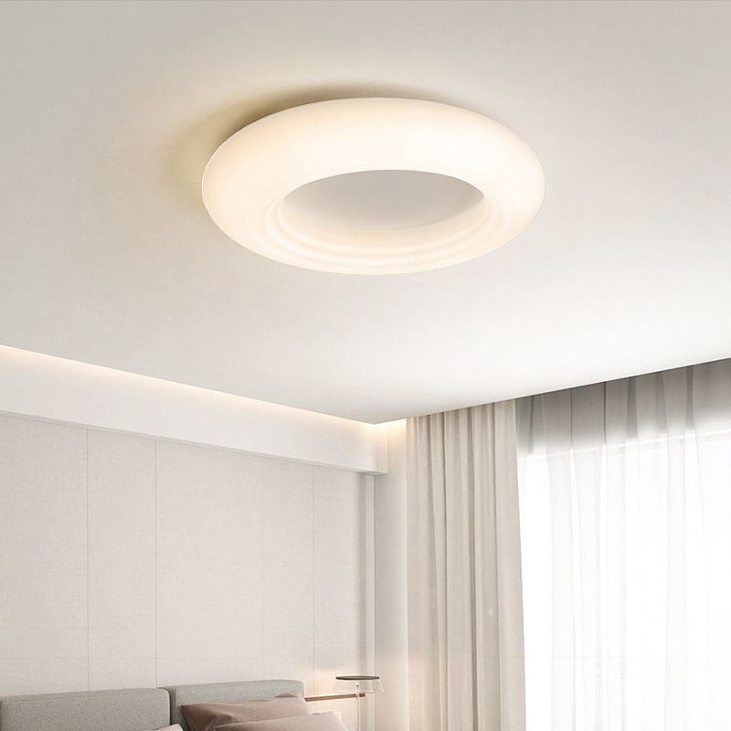 Modernism Flush Mount Ceiling Light White Flush Lighting for Bedroom