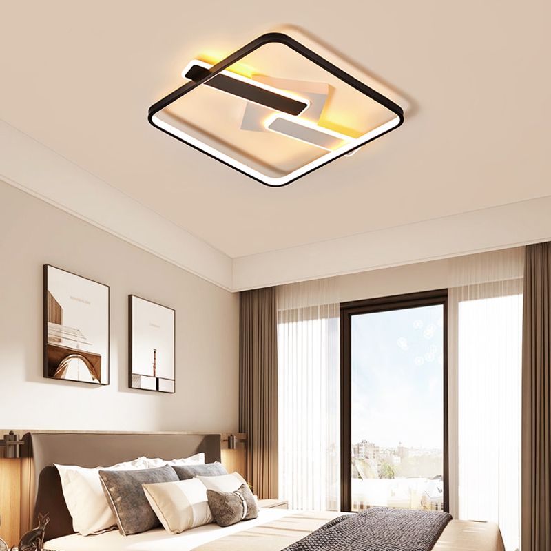 Metal Square Flush Ceiling Light Modern Style 3 Lights Flush Mount Fixture in Black