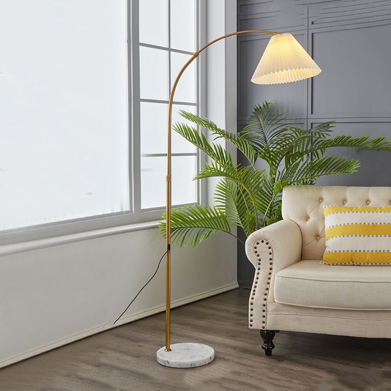 Modern Simple Iron Floor Lamp Adjustable Bulb Floor Light with Cloth Shade for Bedroom