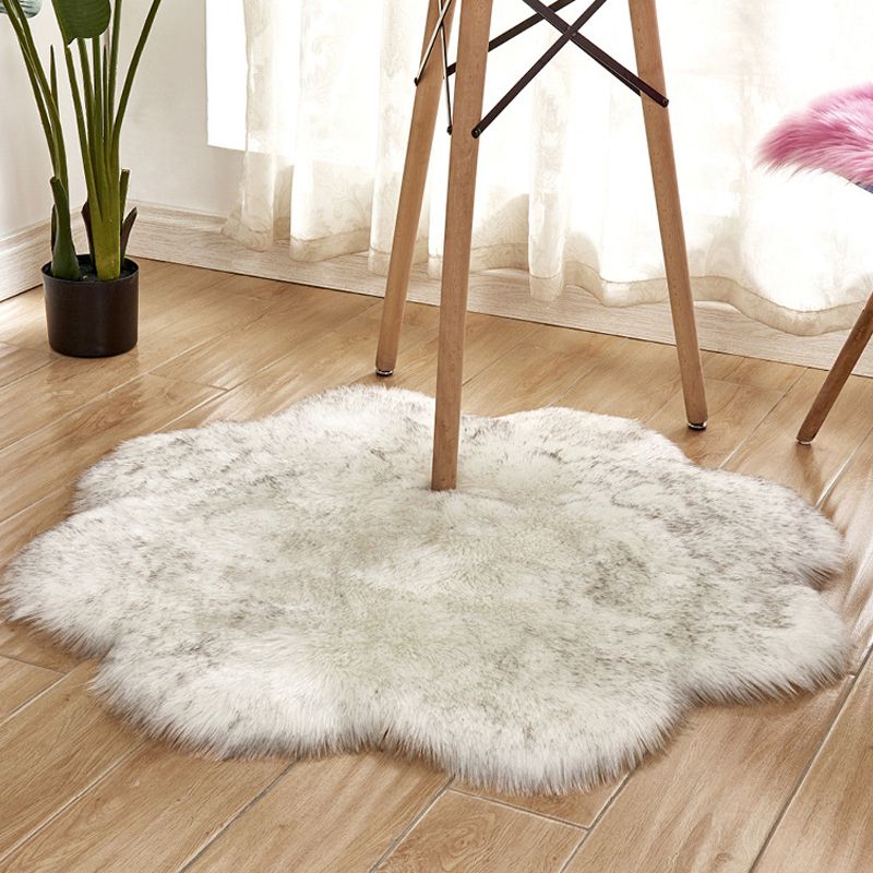 Novelty Shape Solid Color Rug Multicolored Simple Indoor Rug Acrylic Anti-Slip Backing Easy Care Area Carpet for Decoration