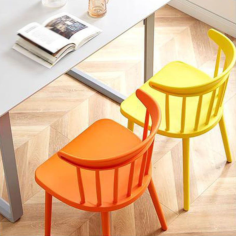 Plastic Contemporary Side Chair Windsor Back Indoor-Outdoor Chair