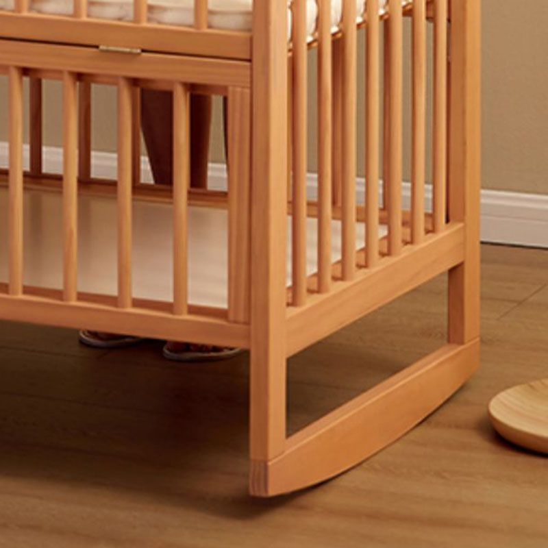 Contemporary Natural Baby Crib in Pine Wood 2-in-1 Convertible Crib