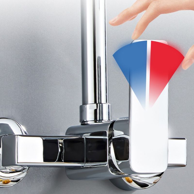 Modern Single Handle Kitchen Faucet Wall-mounted Faucet in Chrome