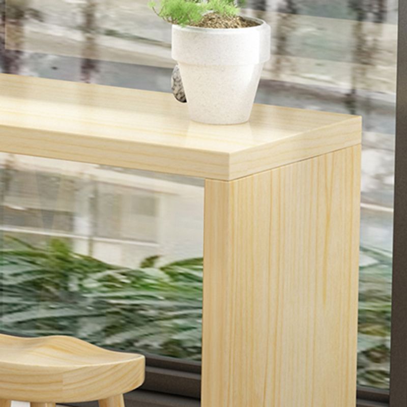 Mesa de bistro de madera natural interior rectángulo moderno de barra de cóctel de trineo