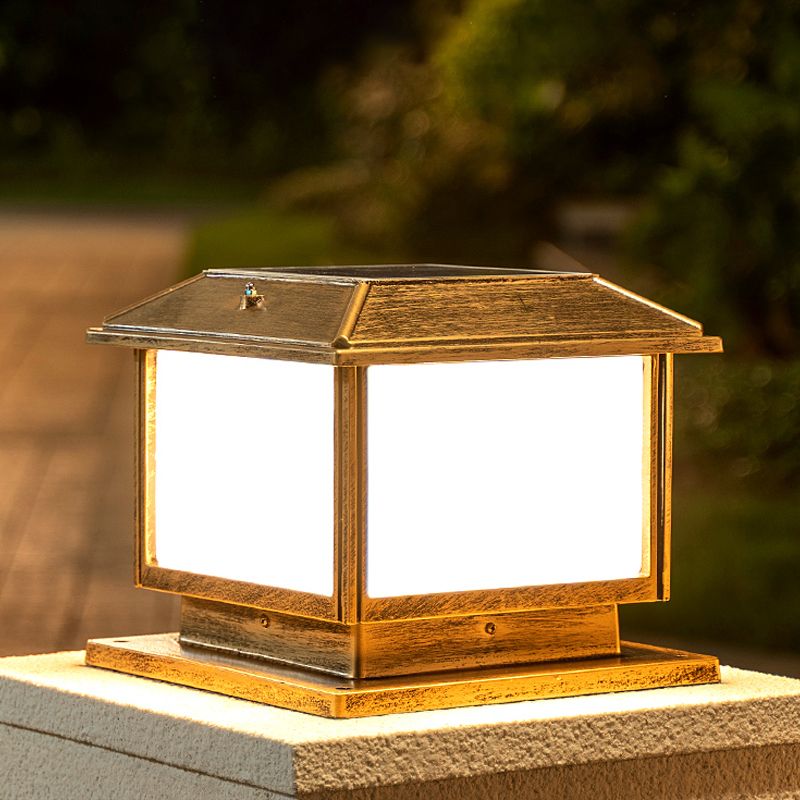 Rectangle Shade Acrylic LED Landscape Lamp Traditional Outdoor Solar Post Lighting