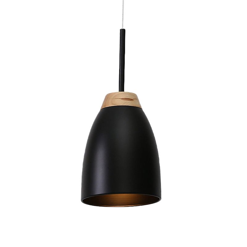 Bell Drop Pender Light Milbal Minimal 1 Bulbe blanc / noir et bois suspendu le plafond sur table