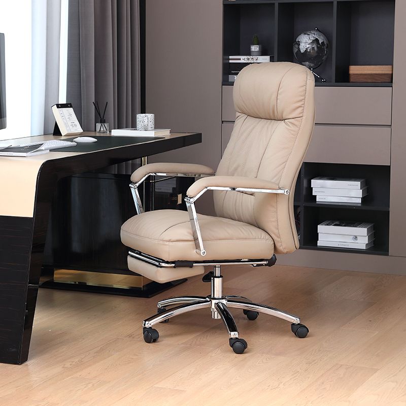 Modern Desk Chair Adjustable Seat Height Padded Arms Office Chair with Wheels