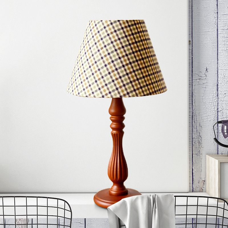 Beige/Tan/Dark Blue Barrel Shape Desk Lamp Traditional Fabric 1 Light Bedroom Reading Light with Wood Base