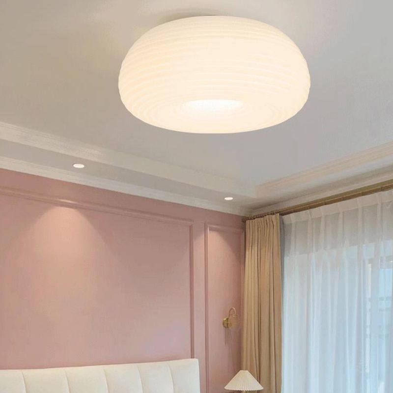 LED Modern Metal Flush Mount Circle Shape Ceiling Light with Plastic Shade for Living Room