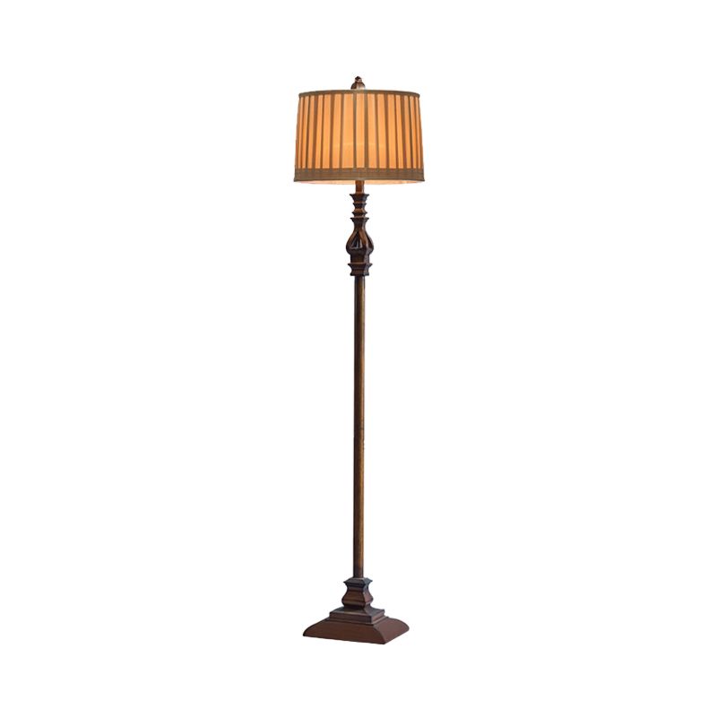 Traditionell 1 Kopf Holz stehend Boden hell mit plattiertem Stoff Schatten dunkler Kaffee -Trommel Stehlampe