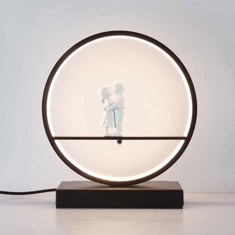 Black/White Hoop Nightstand Light Simple Romantic Acrylic Table Lamp in Warm/White Light with Lover Statuette