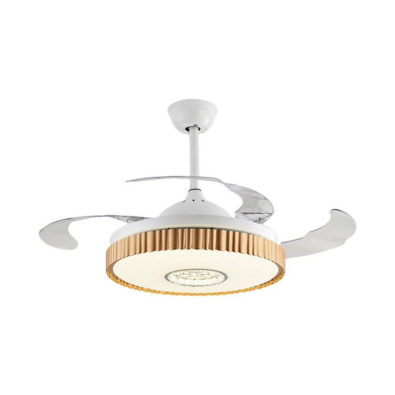 Bruin/wit/gouden ronde semi -spoelige Noordse stijl 42,5 "W LED Acrylhangende ventilatorverlichting met 4 messen