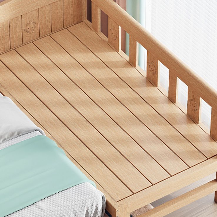 Contemporary Solid Wood Baby Crib with Guardrail Wood Crib in Natural