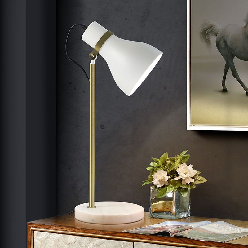 1 Head Bedside Task Lighting Modernism White Night Table Lamp with Trumpet Metal Shade