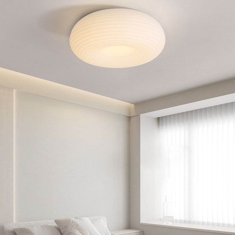 LED Modern Metal Flush Mount Circle Shape Ceiling Light with Plastic Shade for Living Room