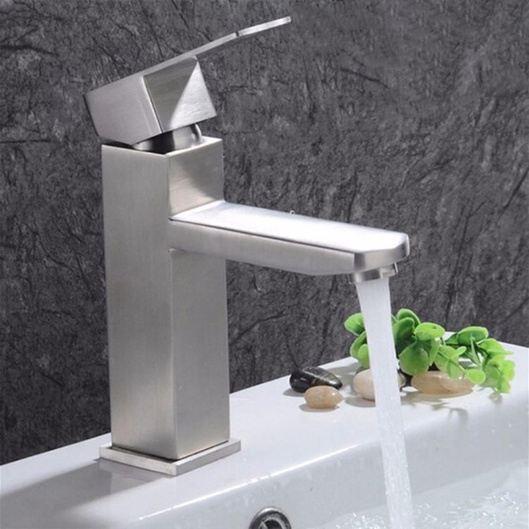 Contemporary Style Faucets One Lever Handles Vessel Sink Bathroom Faucet