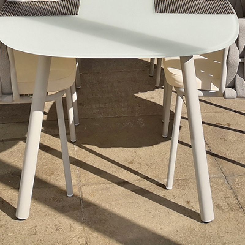 Modern Waterproof Courtyard Table Aluminium Geometric Outdoor Table