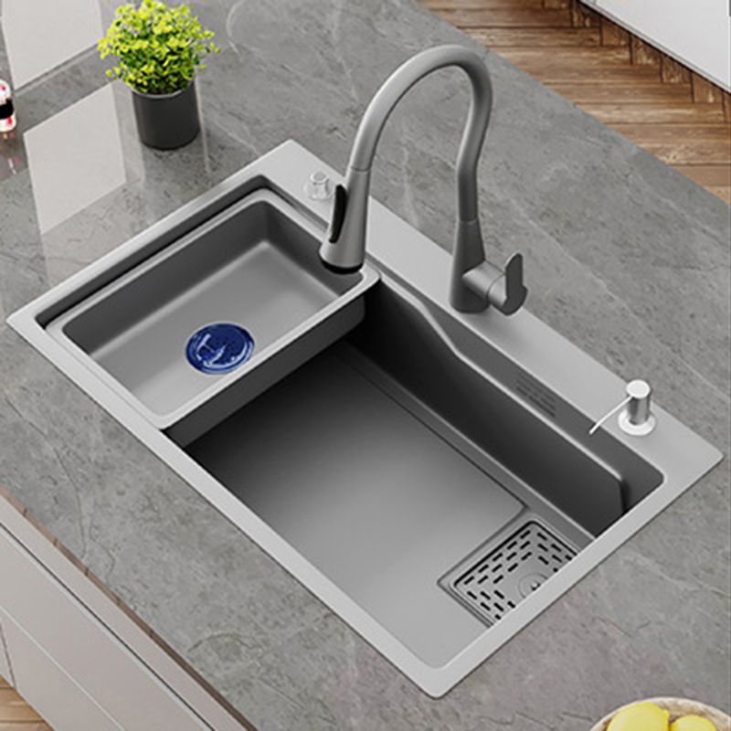 Contemporary Style Kitchen Sink Stainless Steel 3 Holes Kitchen Sink