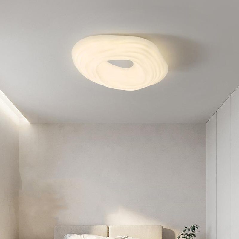 White Shaded Flush Mount Lighting Modernism LED Ceiling Light for Foyer