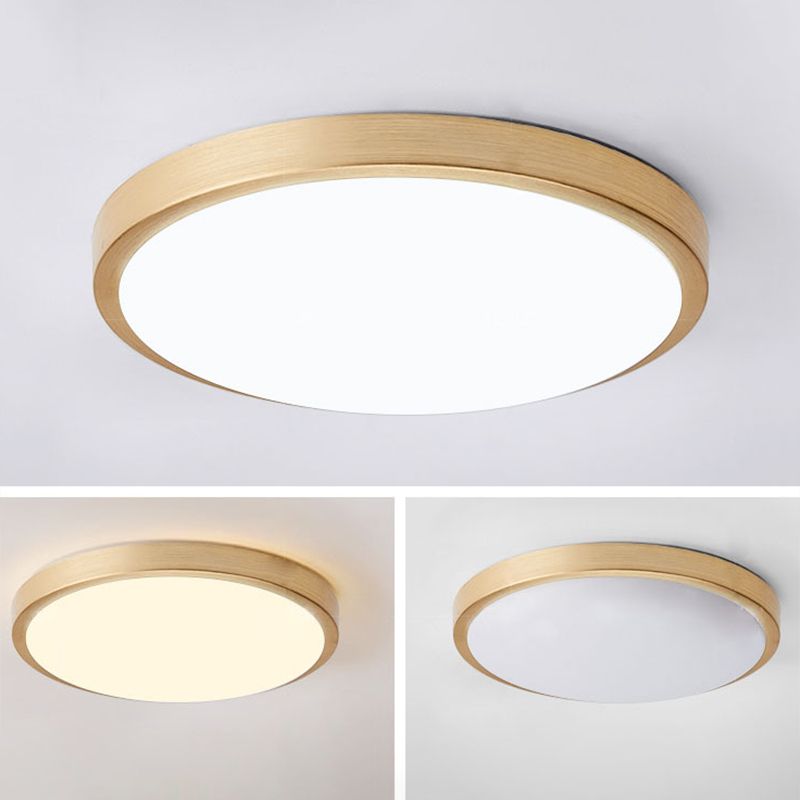 Round Living Room Flush Mount Light Fixture Metal LED Modern Flush Ceiling Light Fixture in Gold