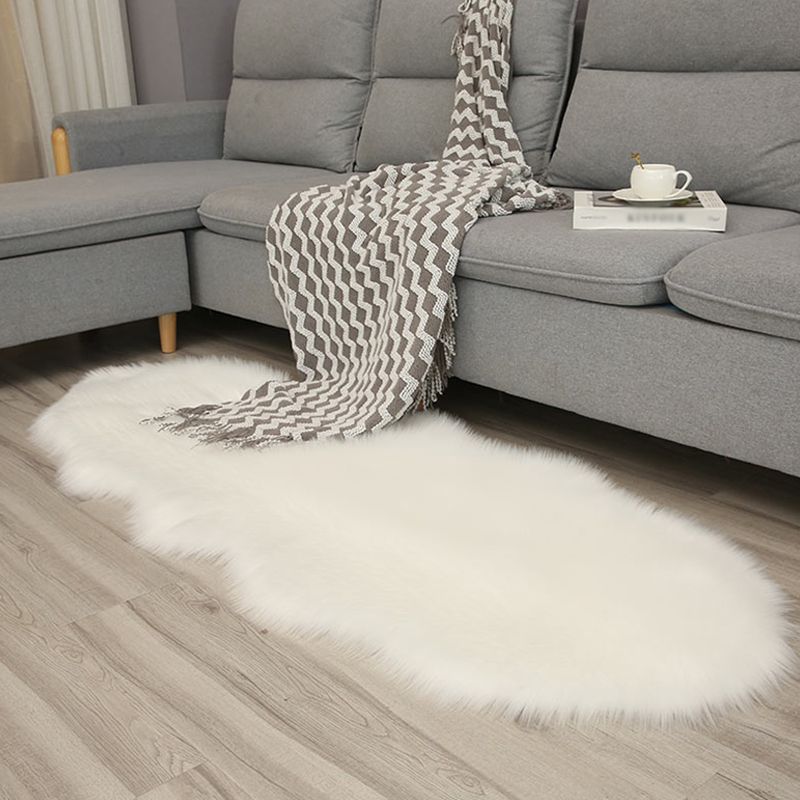 Simple Area Carpet Modern Solid Color Polyester Carpet Non-Slip Backing Shag Rug for Living Room