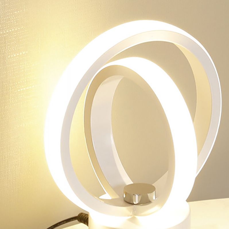 Modern Style Linear Shape Table Lighting Metal Table Lamp for Bedroom