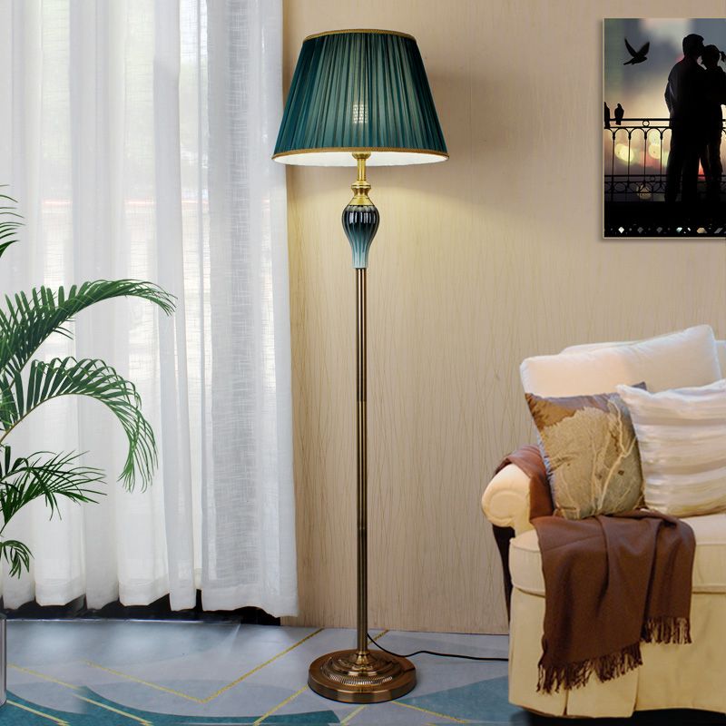 Modern Floor Lamp Household Floor Lighting Fixture with Fabric Shade for Sitting Room