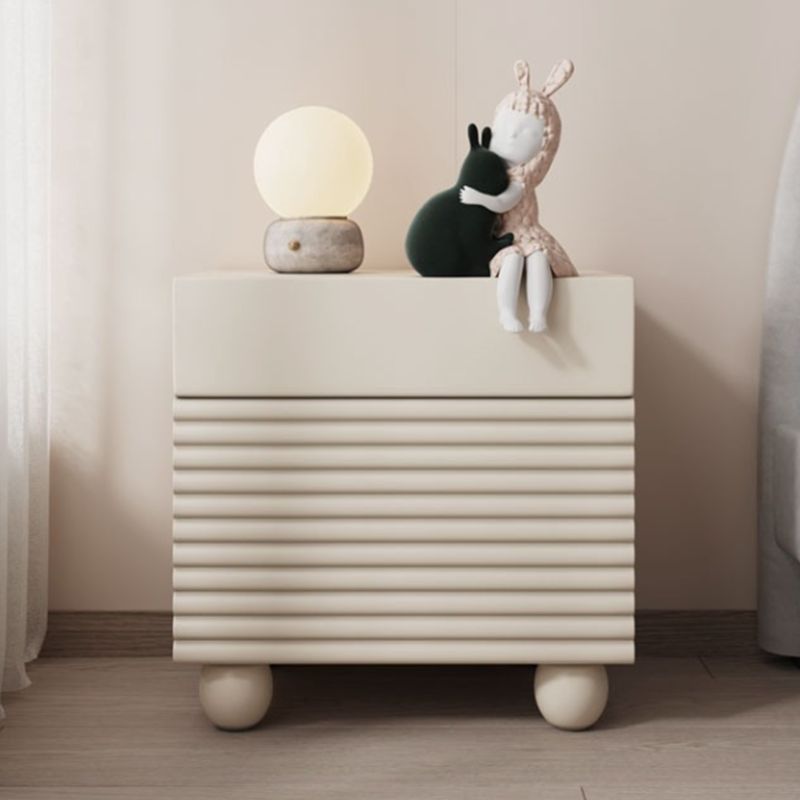 Modern & Contemporary Nightstands with Drawers Wooden Flat Top Princess