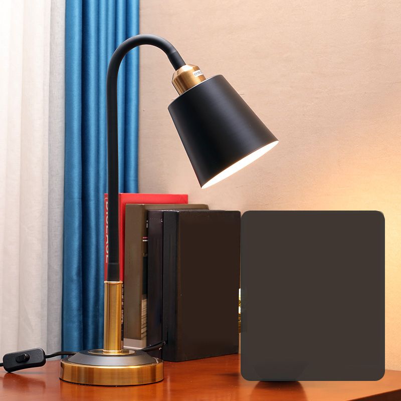 Cone 1 Light Table Lamp Mid-Century Modern Metal Night Table Lamps in Black