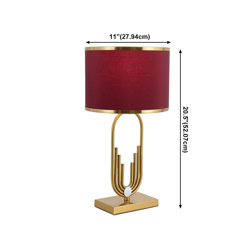 Postmoderne Augenpflege -Tischlampe Minimalist Metal Night Stand Light für Wohnzimmer