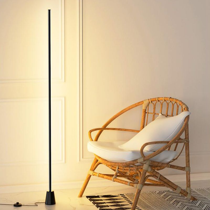 1 Light Linear Floor Lamps Contemporary Metal Floor Lamps for Living Room in Black