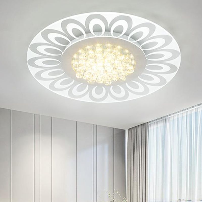 16.5"/20.5"/24.5" W LED Round Flush Light Fixture Modern Style White Crystal Flush Mount Lighting in Warm/White/Natural Light