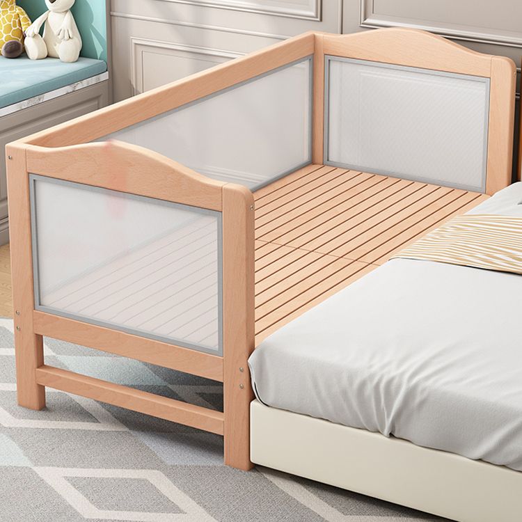 Modern Beech Wood Crib in Light Wood, Standard Size Nursery Crib with Guardrail