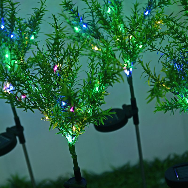 Artificial Christmas Tree Plastic LED Lawn Lighting Artistic Green Solar Stake Light for Courtyard