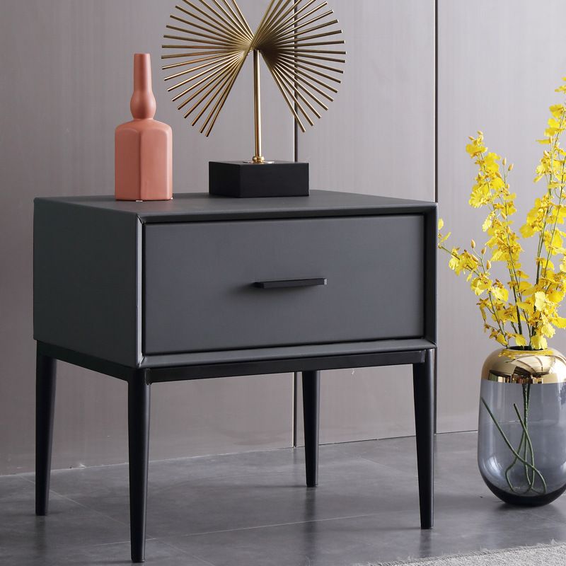 Modern Accent Table Nightstand Solid Wood Bed Nightstand with Legs